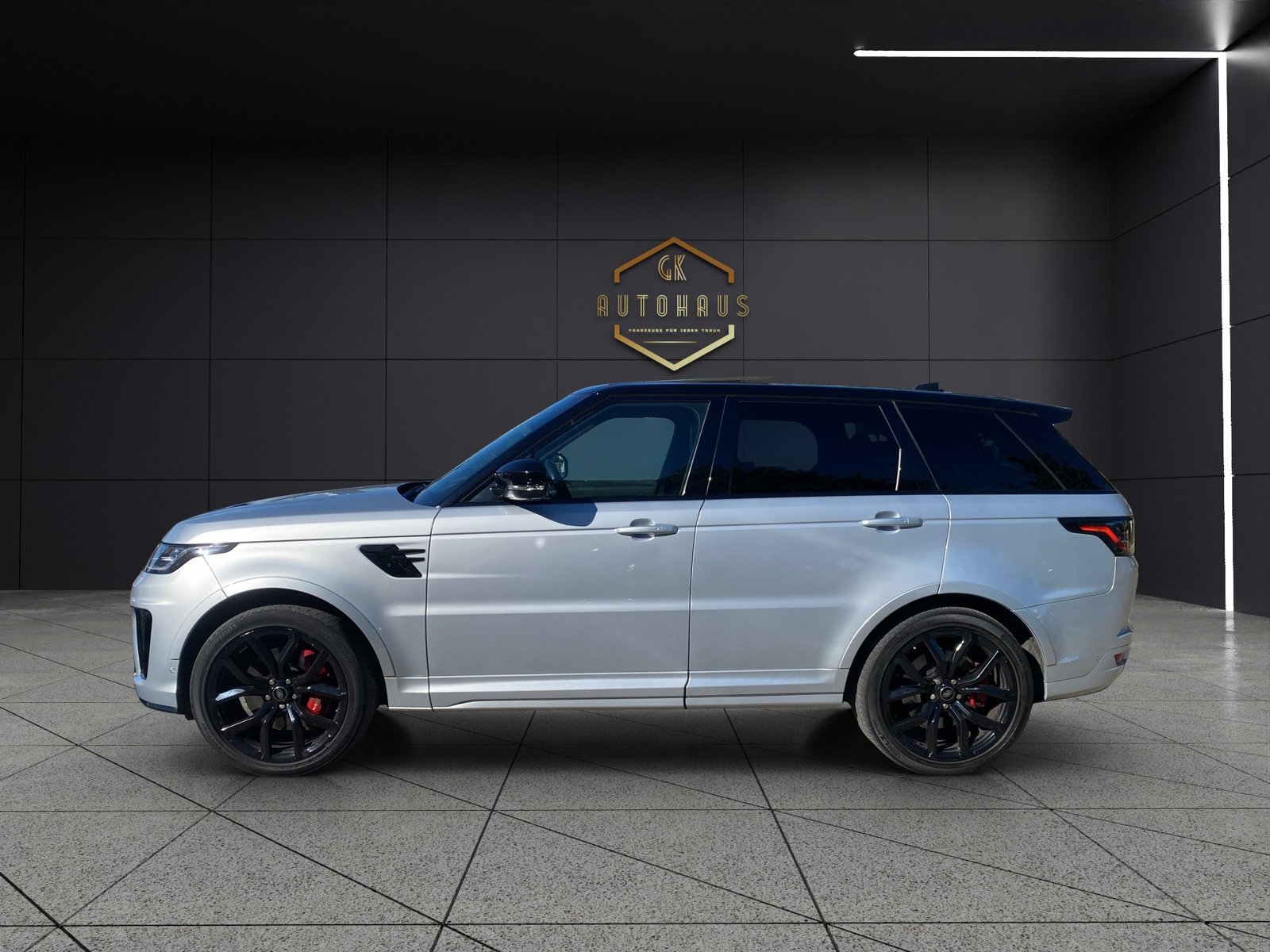 LAND ROVER Range Rover Sport 575 5.0 V8 S/C SVR Carbon Autom, Benzin, Occasion / Gebraucht, Automatik - 2