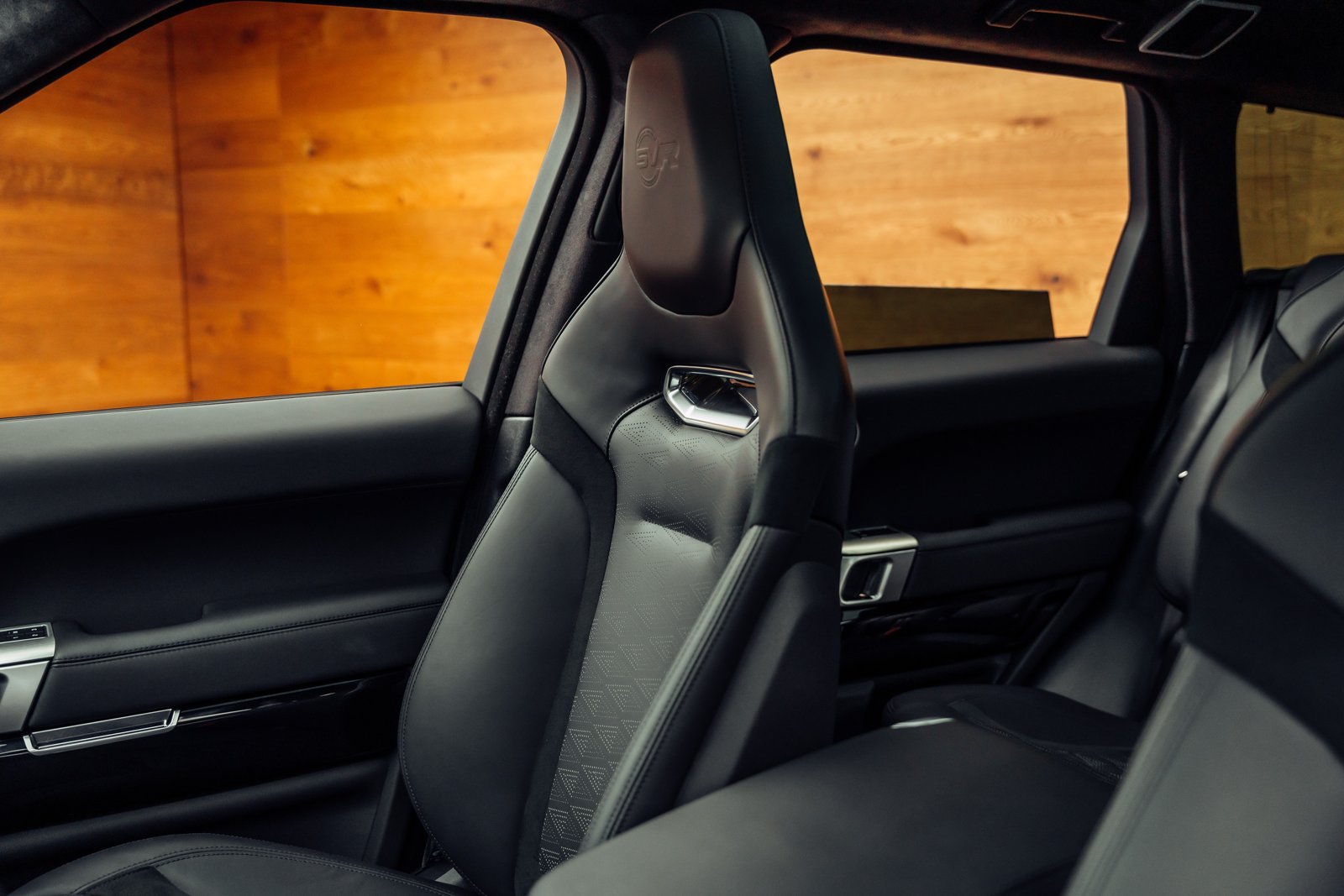 LAND ROVER Range Rover Sport 5.0 V8 S/C SVR Automatic, Benzin, Occasion / Gebraucht, Automatik - 7