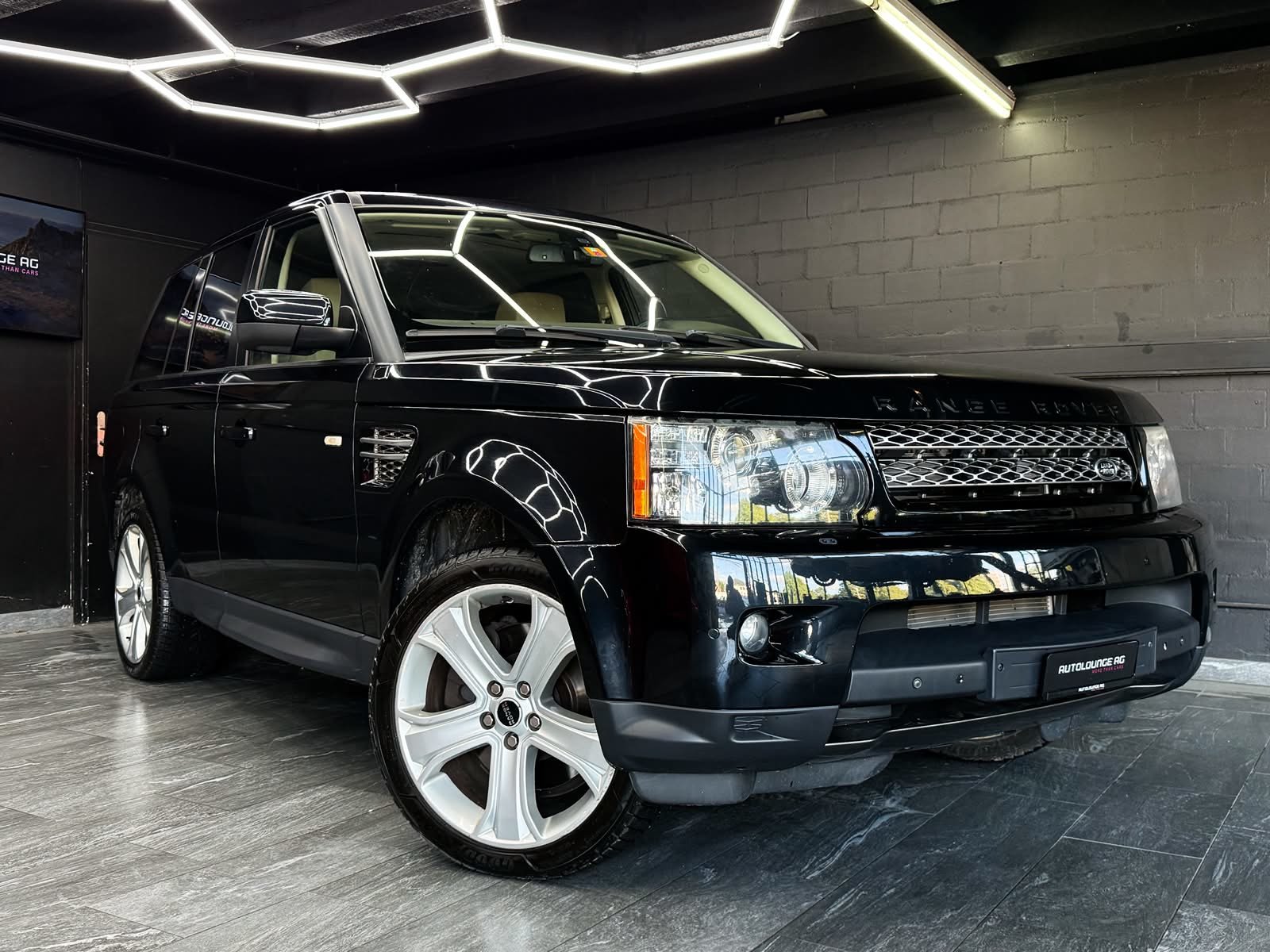 LAND ROVER Range Rover Sport 3.0 TDV6 SE Automatic