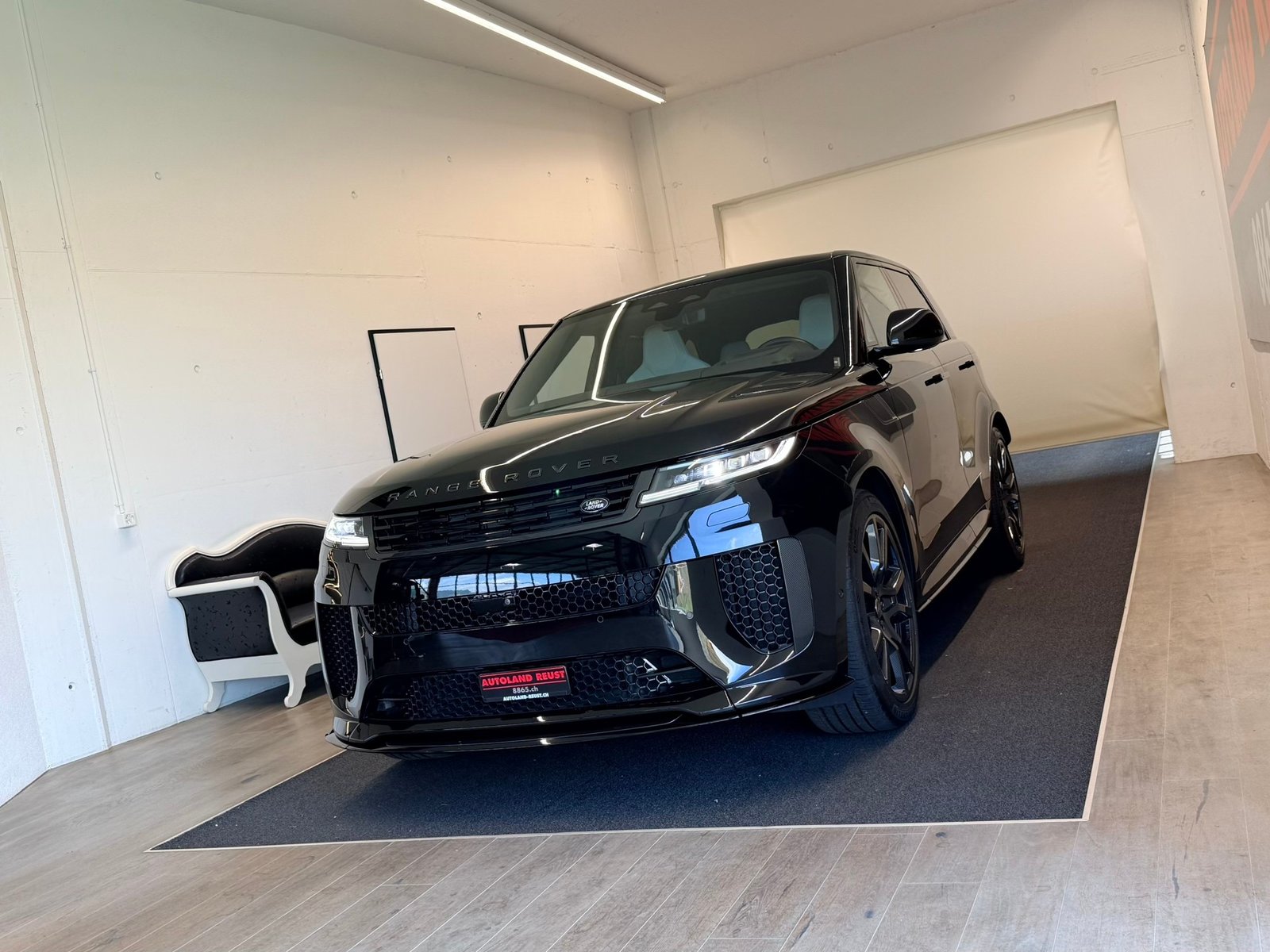 LAND ROVER Range Rover Sport P635 4.4 V8 SV Edition One, Benzin, Occasion / Gebraucht, Automatik - 3