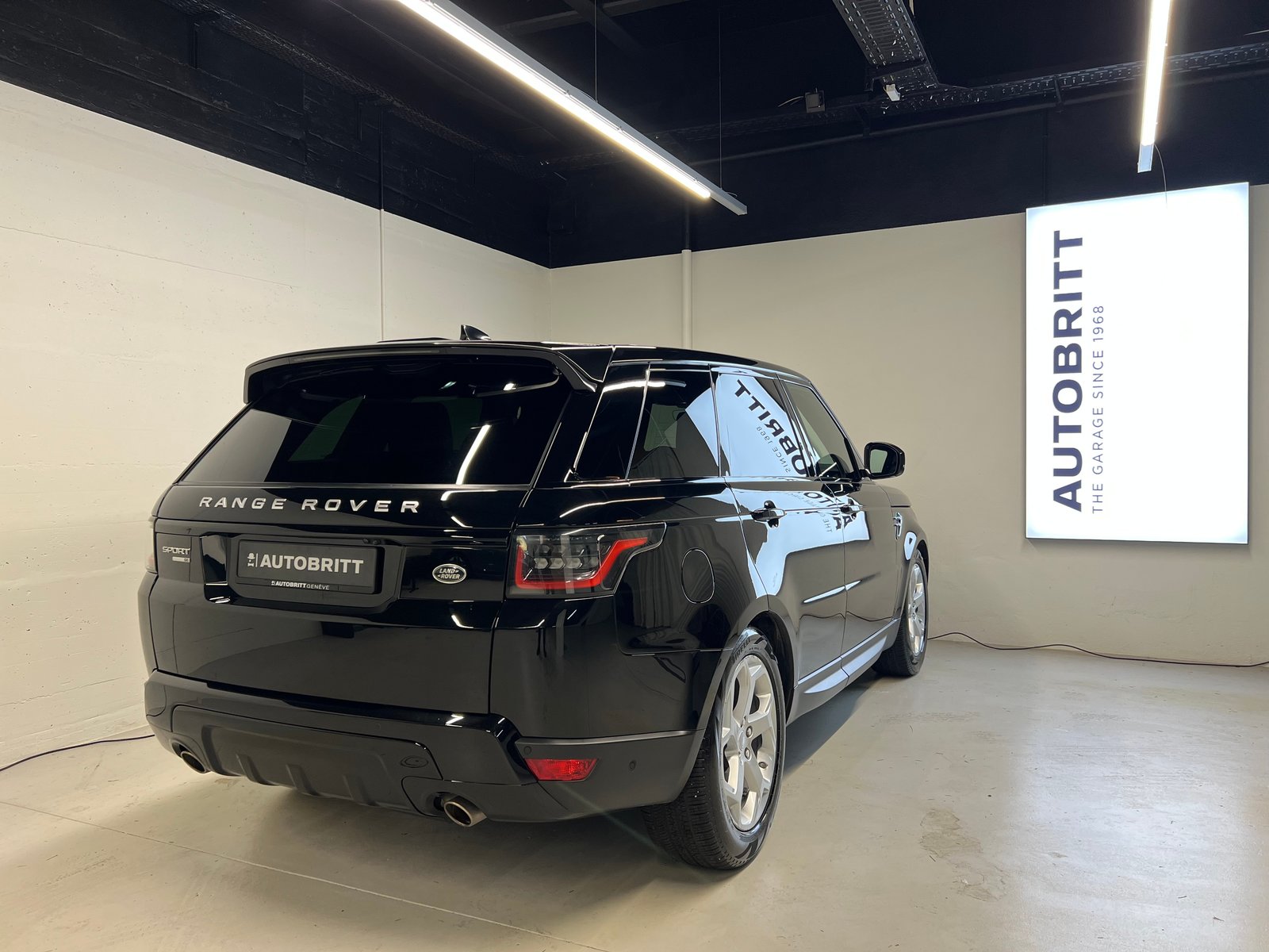 LAND ROVER Range Rover Sport 2.0 Si4 SE, Benzin, Occasion / Gebraucht, Automatik - 2