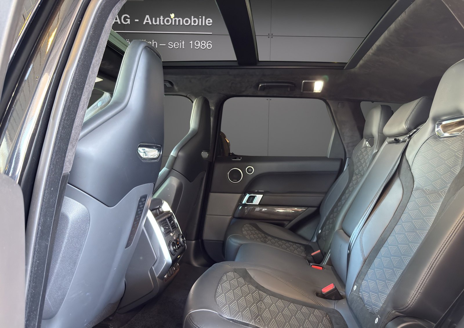 LAND ROVER Range Rover Sport 575 5.0 V8 S/C SVR Automatic, Essence, Occasion / Utilisé, Automatique - 7