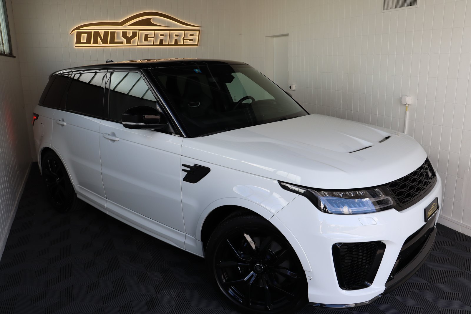 LAND ROVER Range Rover Sport 5.0 V8 S/C SVR Automatic, Benzin, Occasion / Gebraucht, Automatik - 3
