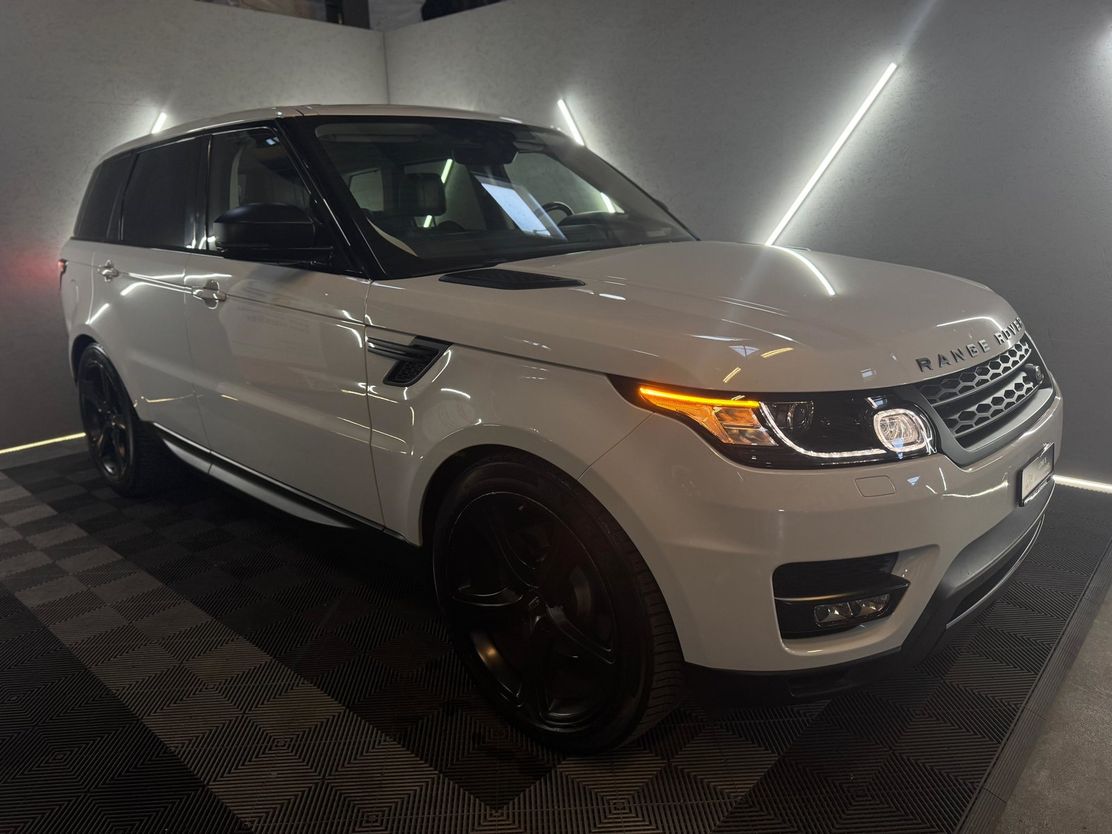 LAND ROVER Range Rover Sport 3.0 TDV6 HSE Dynamic Automatic, Diesel, Second hand / Used, Automatic - 2