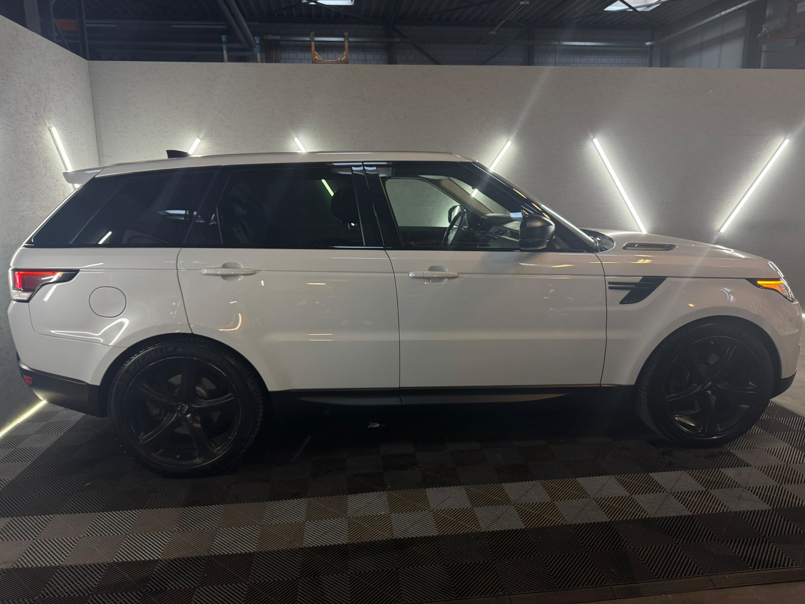 LAND ROVER Range Rover Sport 3.0 TDV6 HSE Dynamic Automatic, Diesel, Second hand / Used, Automatic - 4