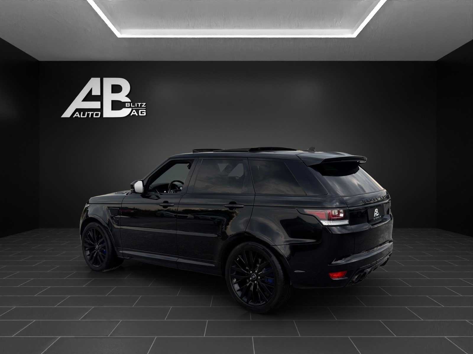 LAND ROVER Range Rover Sport 5.0 V8 SVR mit 550 PS, Benzin, Occasion / Gebraucht, Automatik - 3