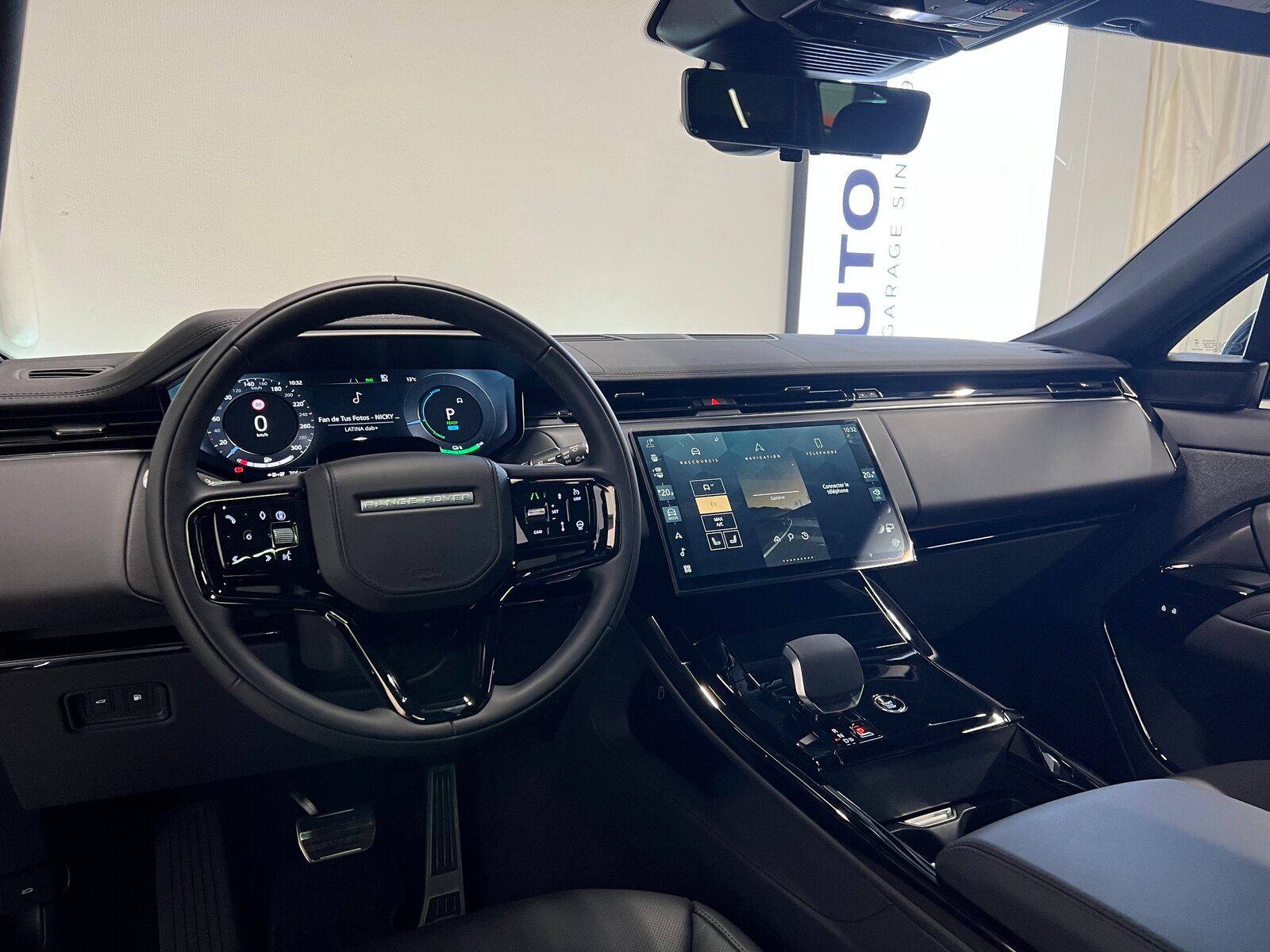 LAND ROVER Range Rover Sport 3.0 I6 P460e SE Dynamic, Plug-in-Hybrid Petrol/Electric, Second hand / Used, Automatic - 3