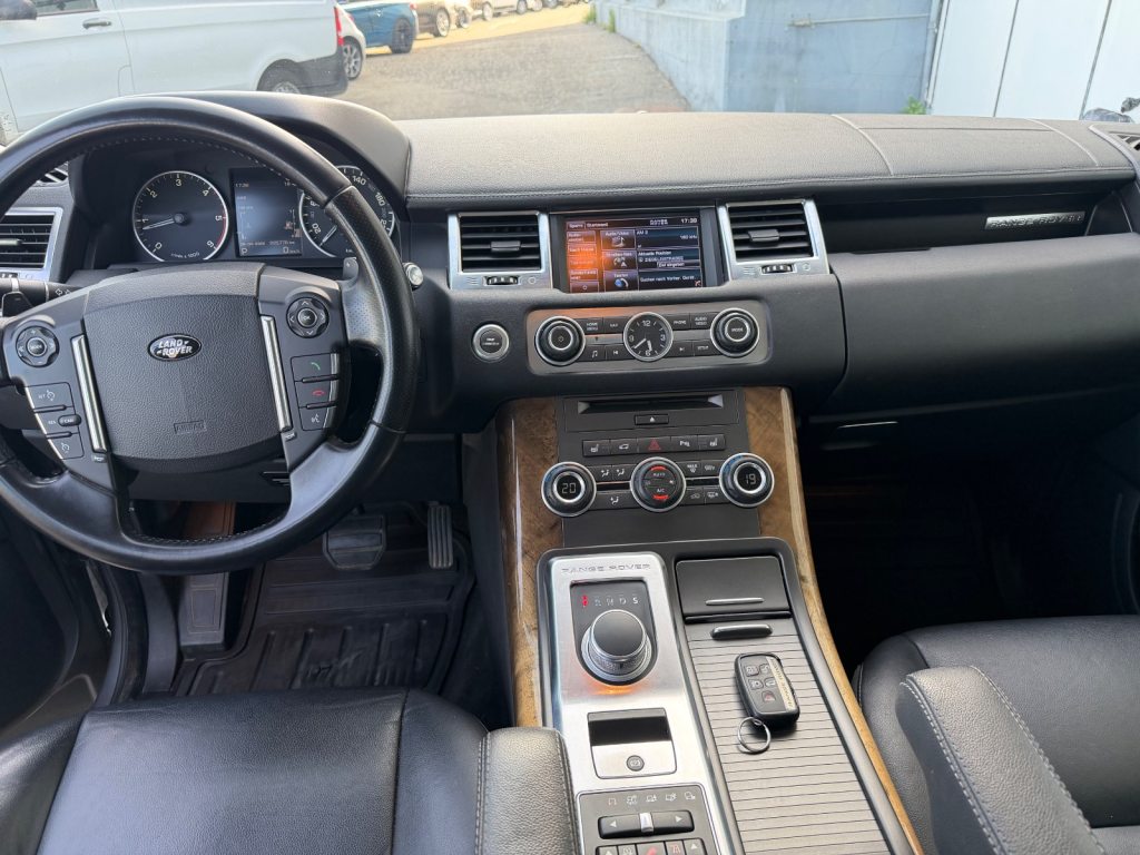 LAND ROVER RANGE ROVER SPORT 3.0 SDV6 HSE, Diesel, Second hand / Used, Automatic - 5