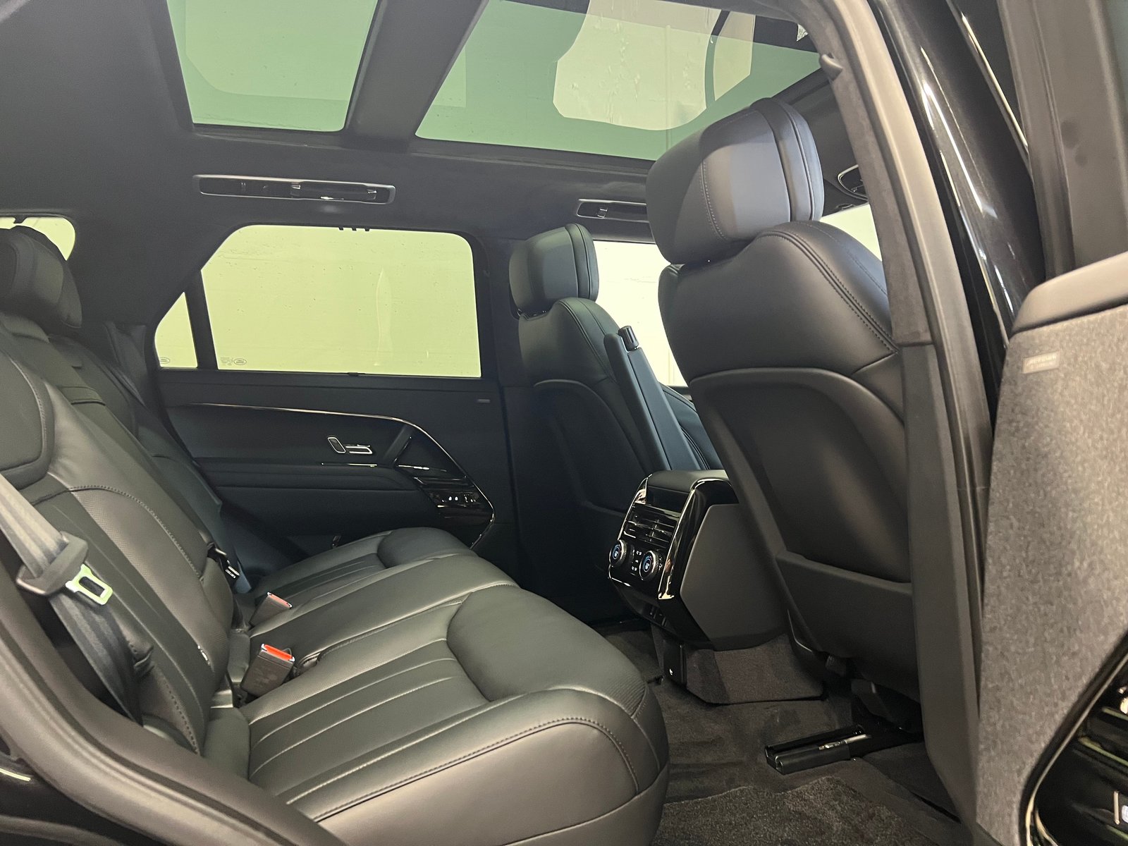 LAND ROVER Range Rover Sport 3.0 I6 P550e Autobiography, Hybride Rechargeable Essence/Électricité, Voiture de démonstration, Automatique - 7