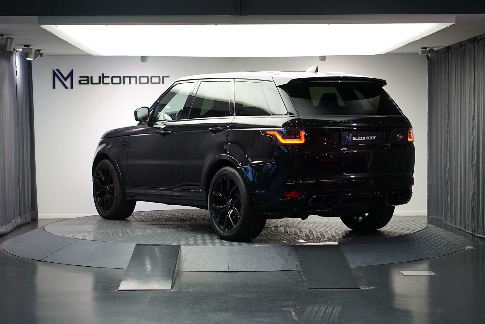 LAND ROVER Range Rover Sport 5.0 V8 S/C SVR Automatic *CH-Fahrzeug* *AH, Benzin, Occasion / Gebraucht, Automat - 7