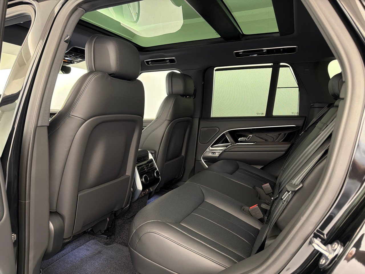 LAND ROVER RR P460e PHEV HSE, Plug-in-Hybrid Benzin/Elektro, Neuwagen, Automatik - 6