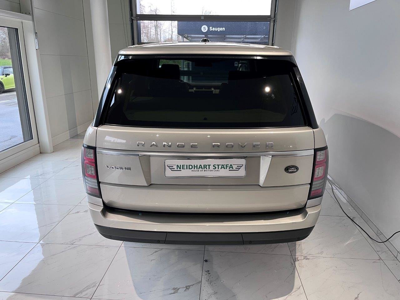 LAND ROVER Range Rover 3.0 TDV6 Vogue Automatic, Diesel, Second hand / Used, Automatic - 3