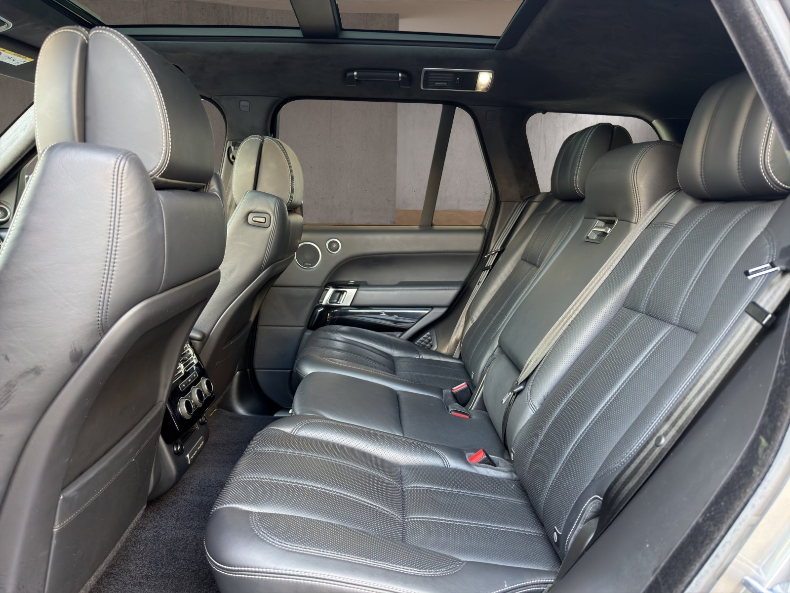 LAND ROVER Range Rover 4.4 SDV8 Vogue Automatic, Diesel, Occasion / Gebraucht, Automatik - 7