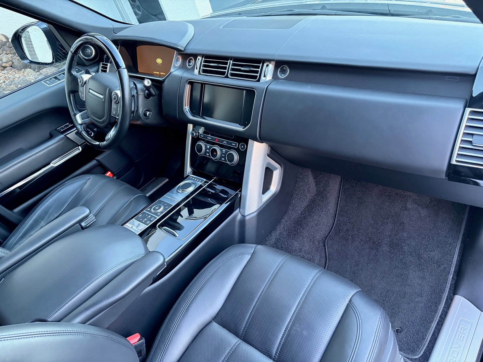 LAND ROVER Range Rover 4.4 SDV8 Vogue Automatic, Diesel, Occasion / Gebraucht, Automatik - 4