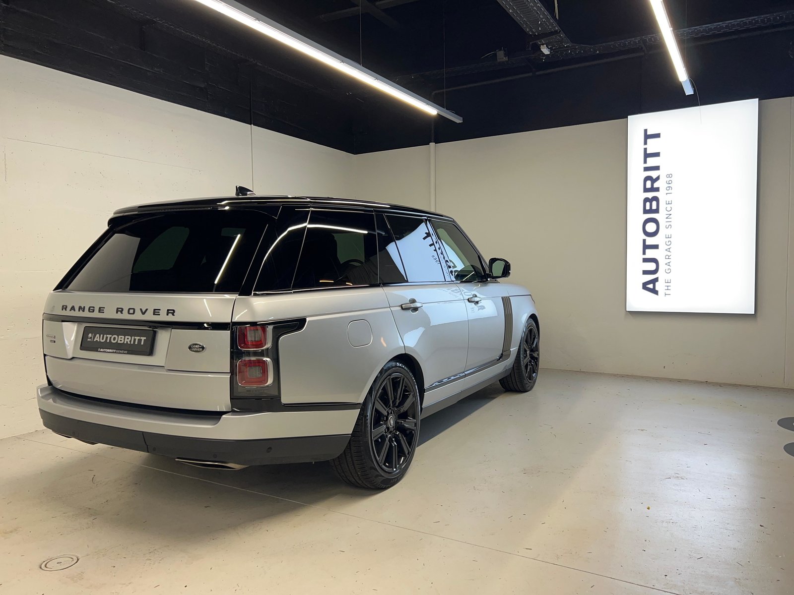 LAND ROVER Range Rover 2.0 P400e Autobiography, Plug-in-Hybrid Benzin/Elektro, Occasion / Gebraucht, Automatik - 2