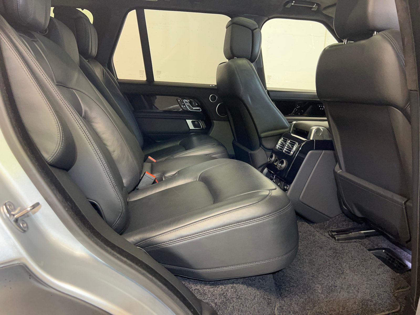 LAND ROVER Range Rover 2.0 P400e Autobiography, Plug-in-Hybrid Benzin/Elektro, Occasion / Gebraucht, Automatik - 7