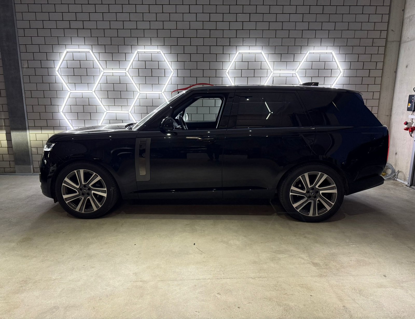 LAND ROVER Range Rover P530 4.4 V8 SV Automatic, Essence, Occasion / Utilisé, Automatique - 2