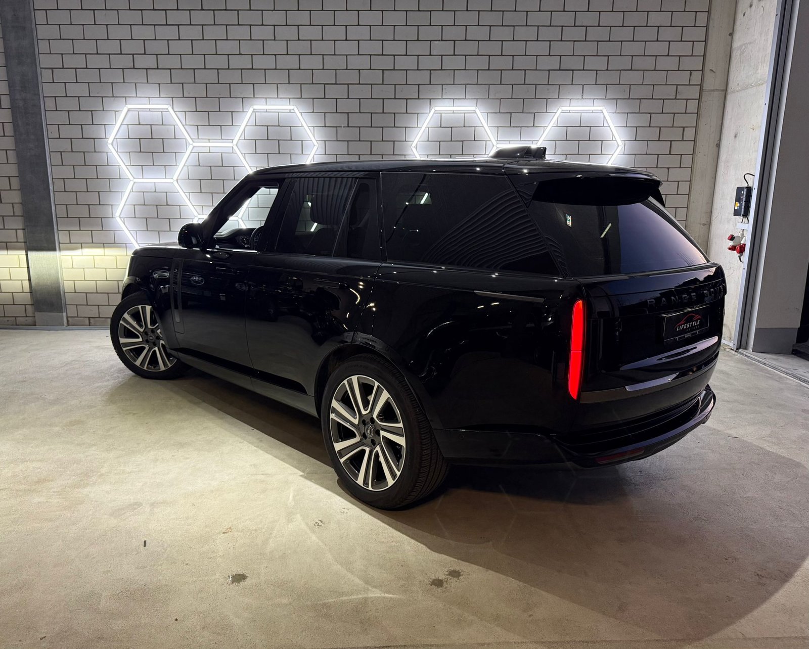 LAND ROVER Range Rover P530 4.4 V8 SV Automatic, Essence, Occasion / Utilisé, Automatique - 3