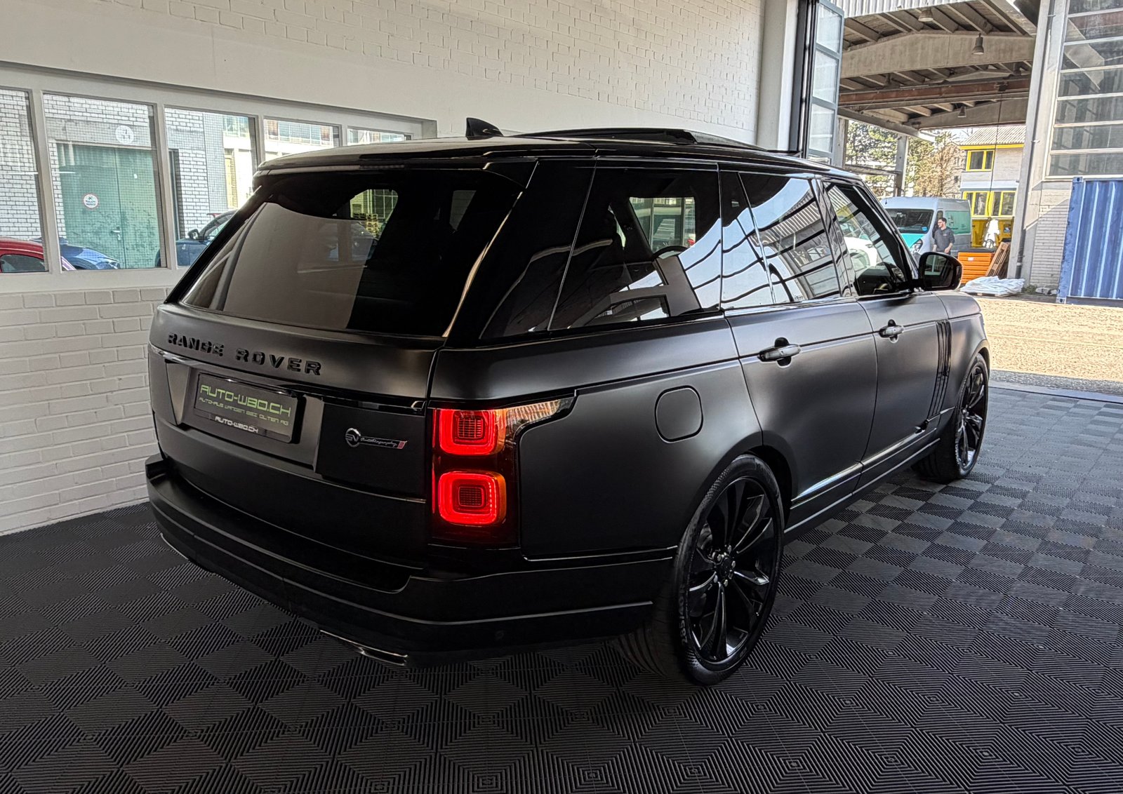 LAND ROVER Range Rover 5.0 V8 566PS 4X4 S/C SV SPECIAL VEHIC, Essence, Occasion / Utilisé, Automatique - 3