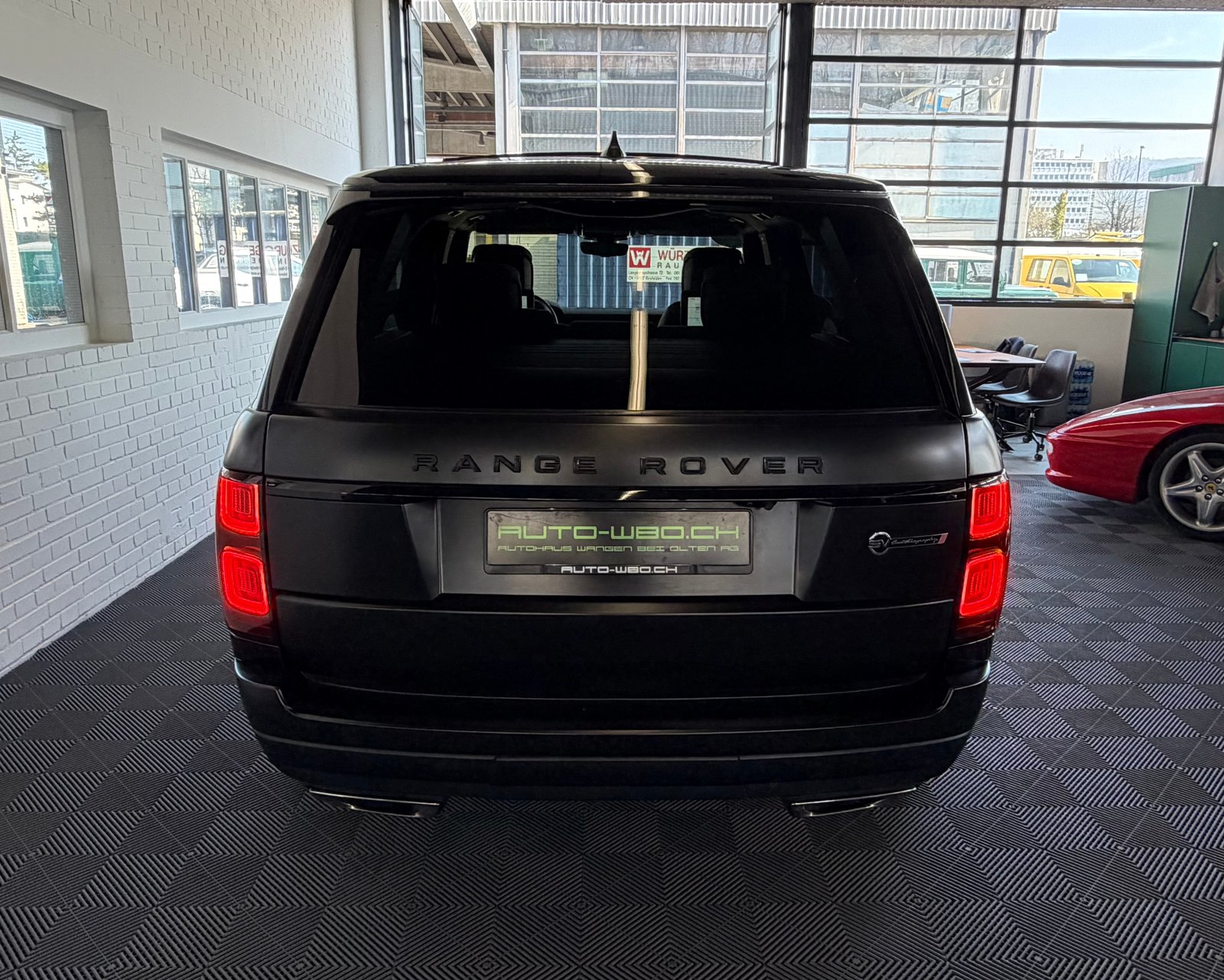 LAND ROVER Range Rover 5.0 V8 566PS 4X4 S/C SV SPECIAL VEHIC, Essence, Occasion / Utilisé, Automatique - 4