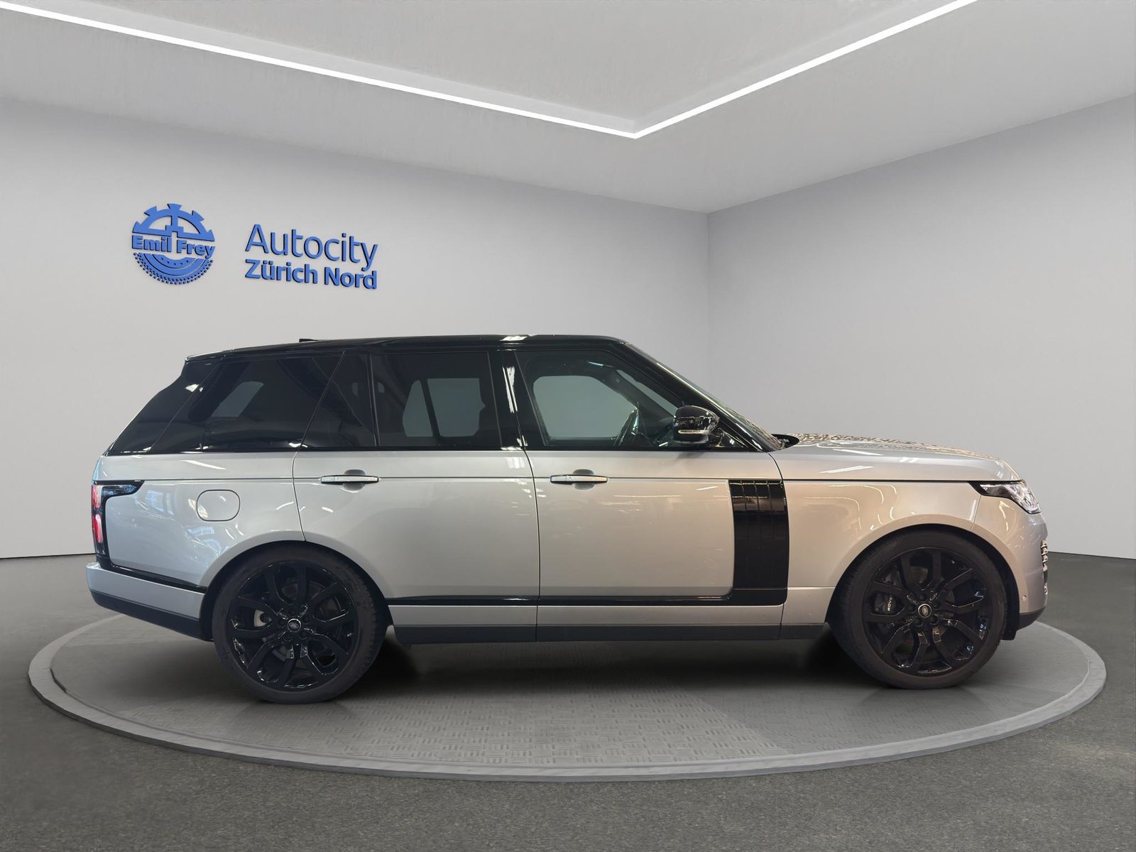 LAND ROVER Range Rover 5.0 V8 SC Autobiography, Petrol, Second hand / Used, Automatic - 5