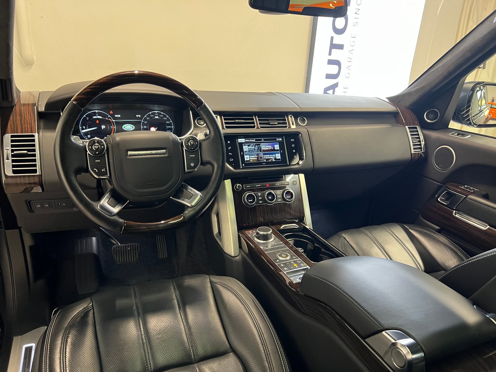 LAND ROVER Range Rover 4.4 SDV8 Autobiography, Diesel, Second hand / Used, Automatic - 3