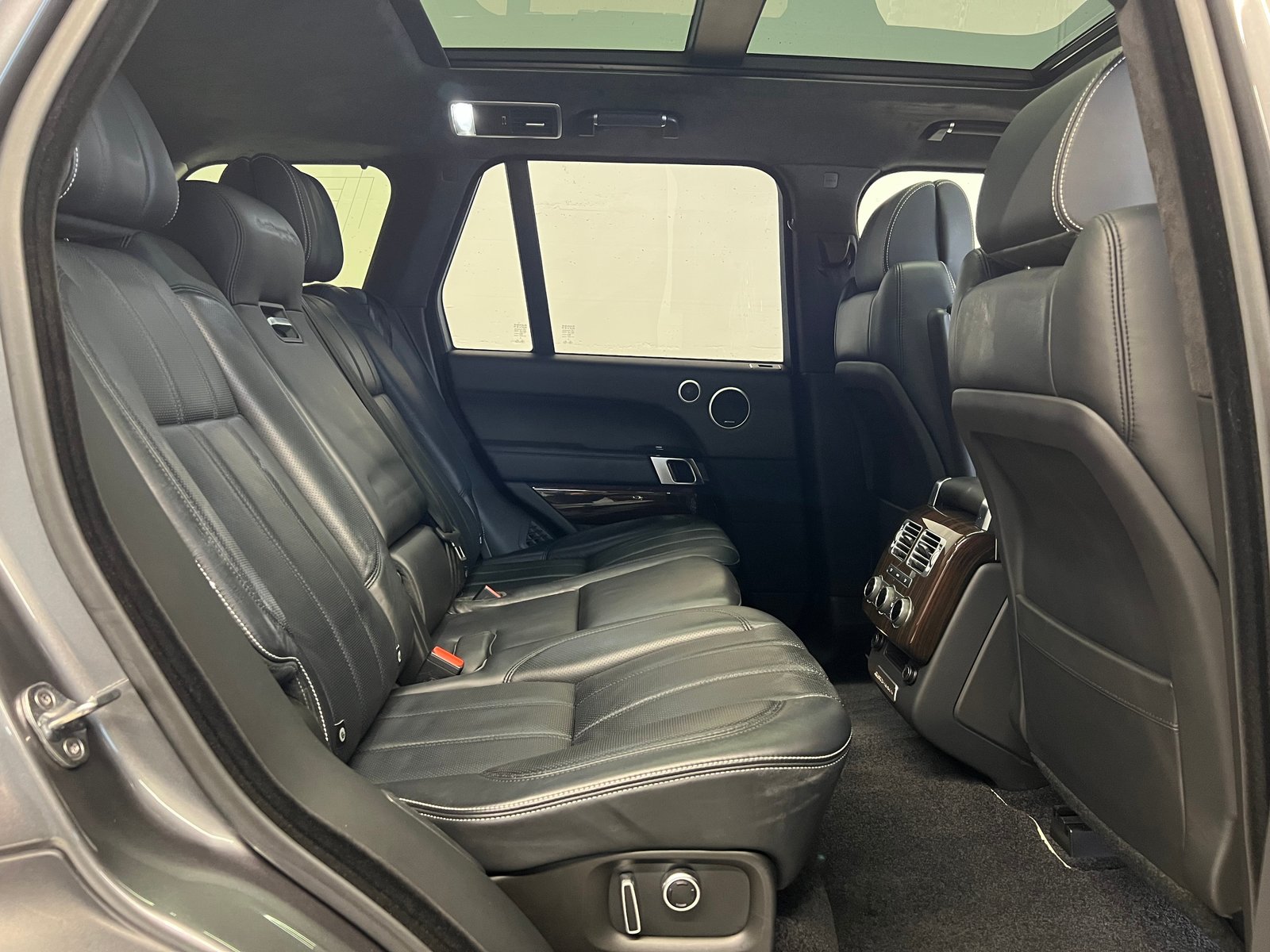 LAND ROVER Range Rover 4.4 SDV8 Autobiography, Diesel, Second hand / Used, Automatic - 7