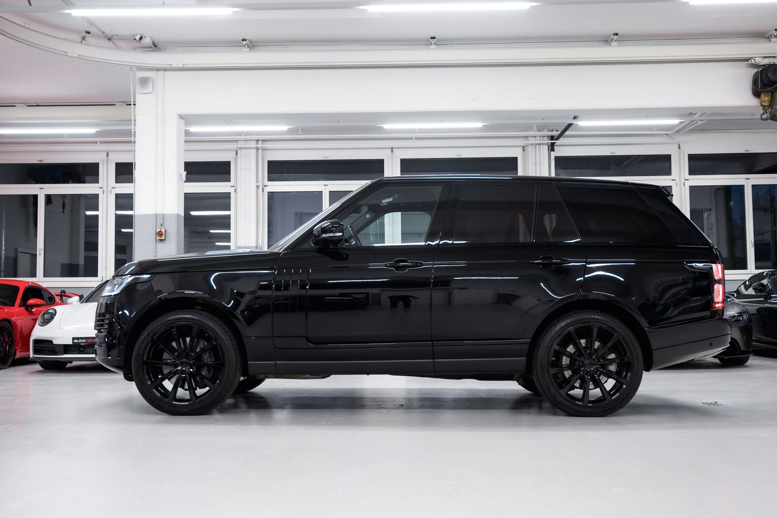 LAND ROVER Range Rover 4.4 SDV8 Vogue, Diesel, Occasion / Gebraucht, Automatik - 5