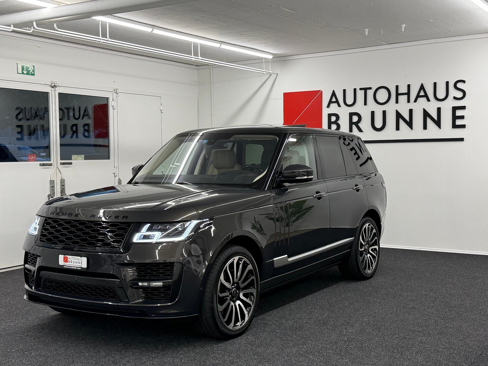 LAND ROVER Range Rover 5.0 V8 SVO Optik Autobiography