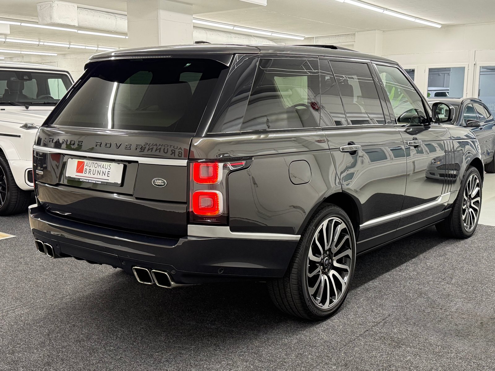 LAND ROVER Range Rover 5.0 V8 SVO Optik Autobiography, Essence, Occasion / Utilisé, Automatique - 4