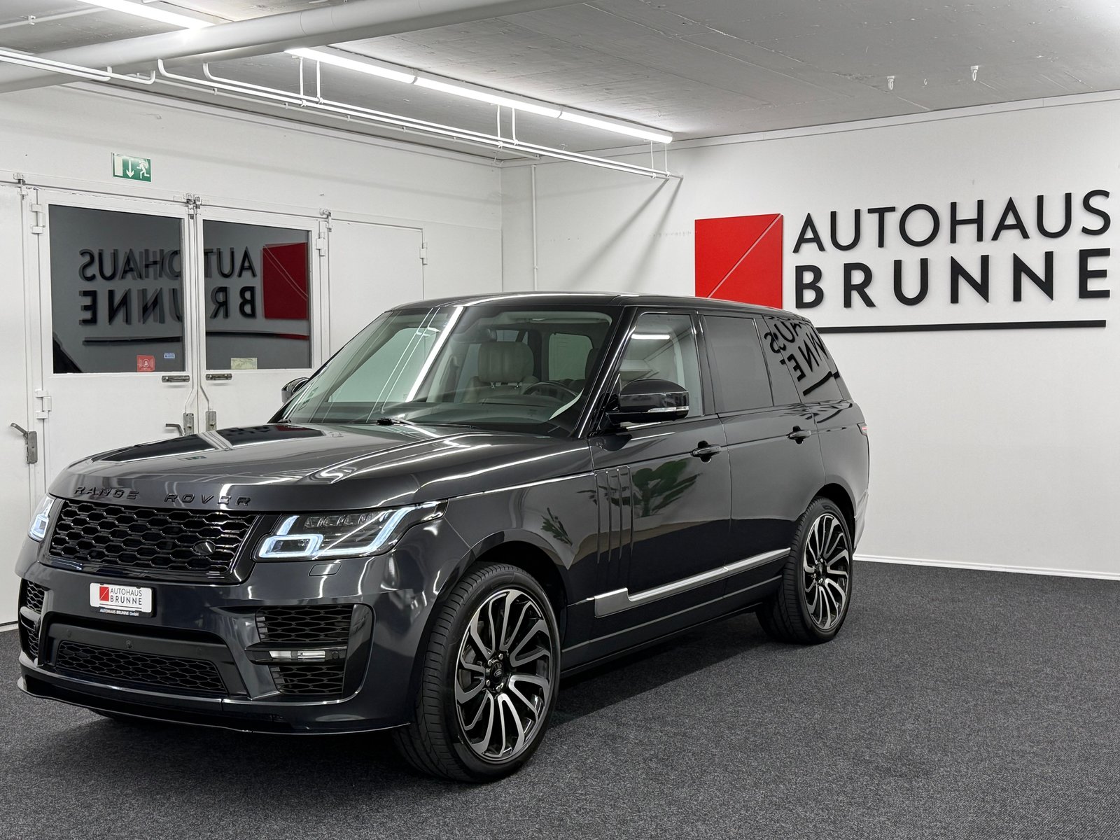 LAND ROVER Range Rover 3.0 TDV6 Vogue SVO Optik