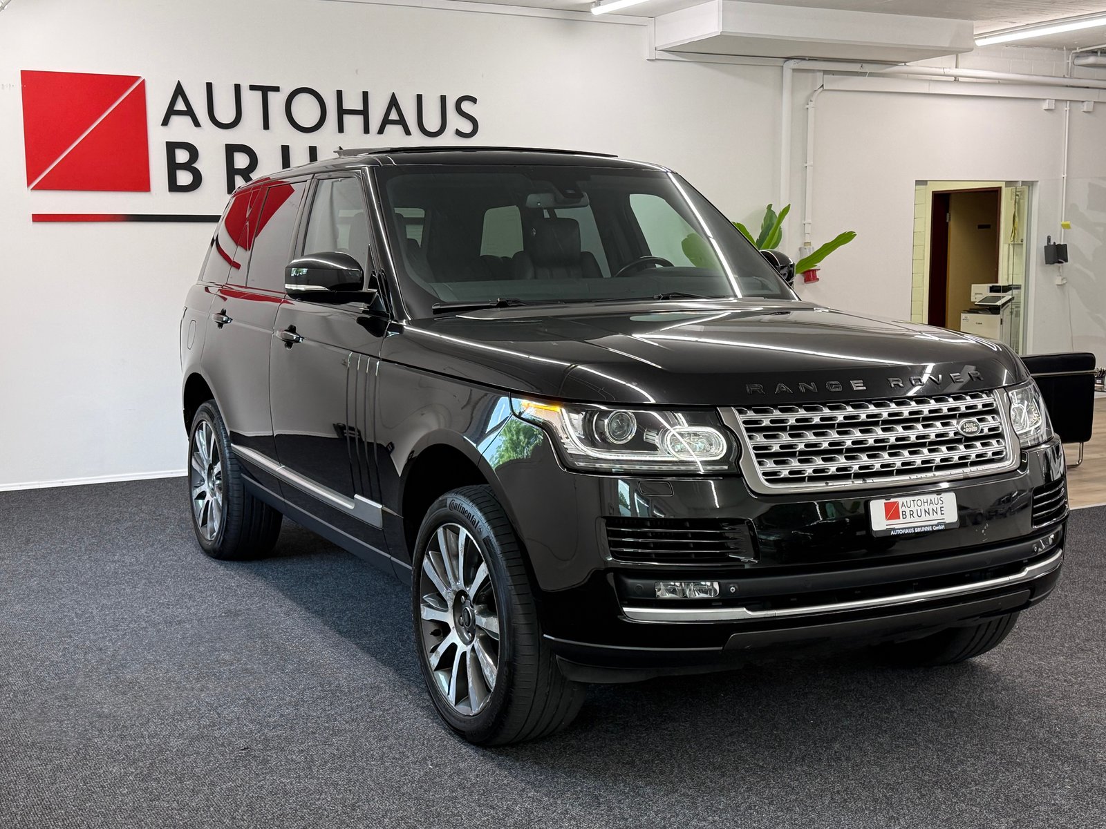 LAND ROVER Range Rover 4.4 SDV8 Vogue Automatic, Diesel, Occasioni / Usate, Automatico - 3