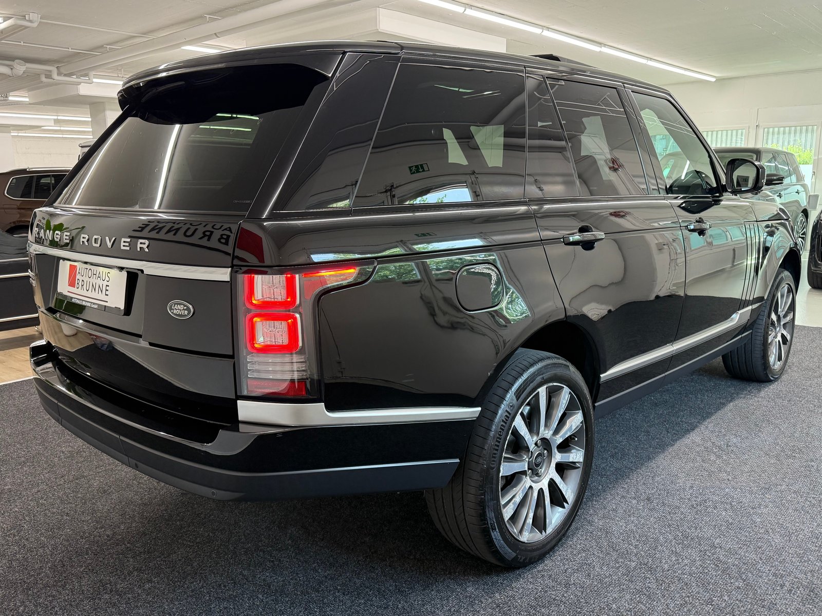 LAND ROVER Range Rover 4.4 SDV8 Vogue Automatic, Diesel, Occasioni / Usate, Automatico - 4