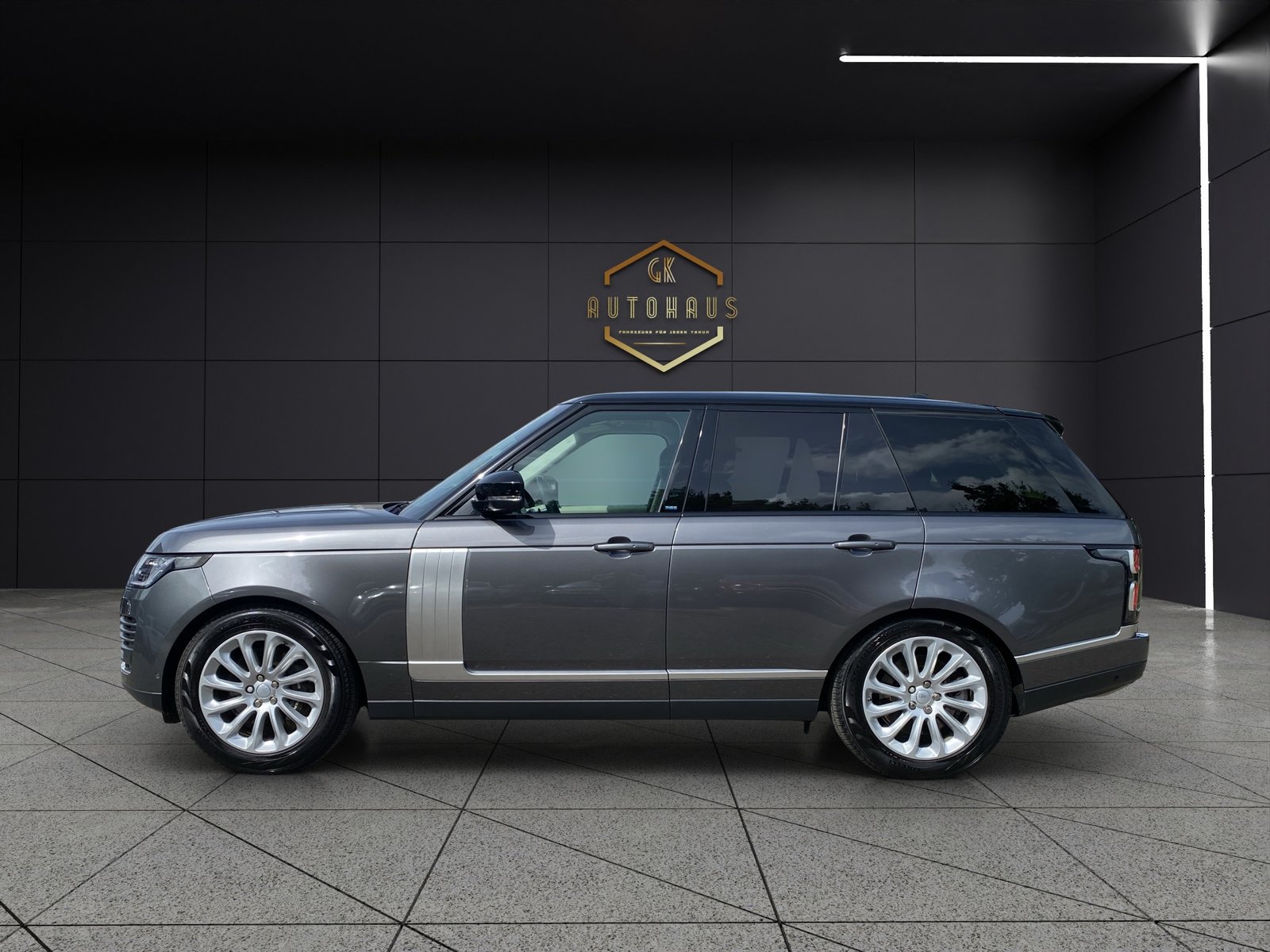 LAND ROVER Range Rover 2.0 Si4 P400e PHEV Vogue Automatic, Plug-in-Hybrid Petrol/Electric, Second hand / Used, Automatic - 2