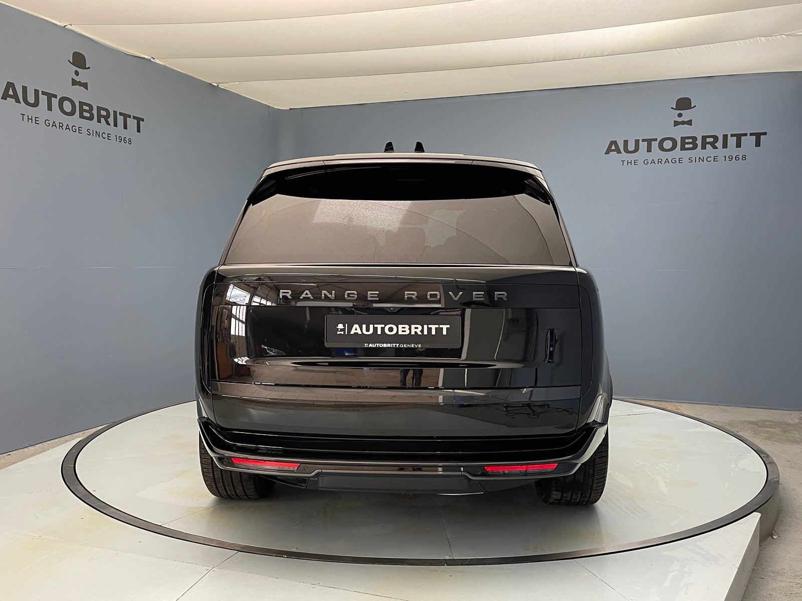 LAND ROVER Range Rover 3.0 D I6 300 HSE, Hybride Léger Diesel/Électricité, Occasion / Utilisé, Automatique - 5