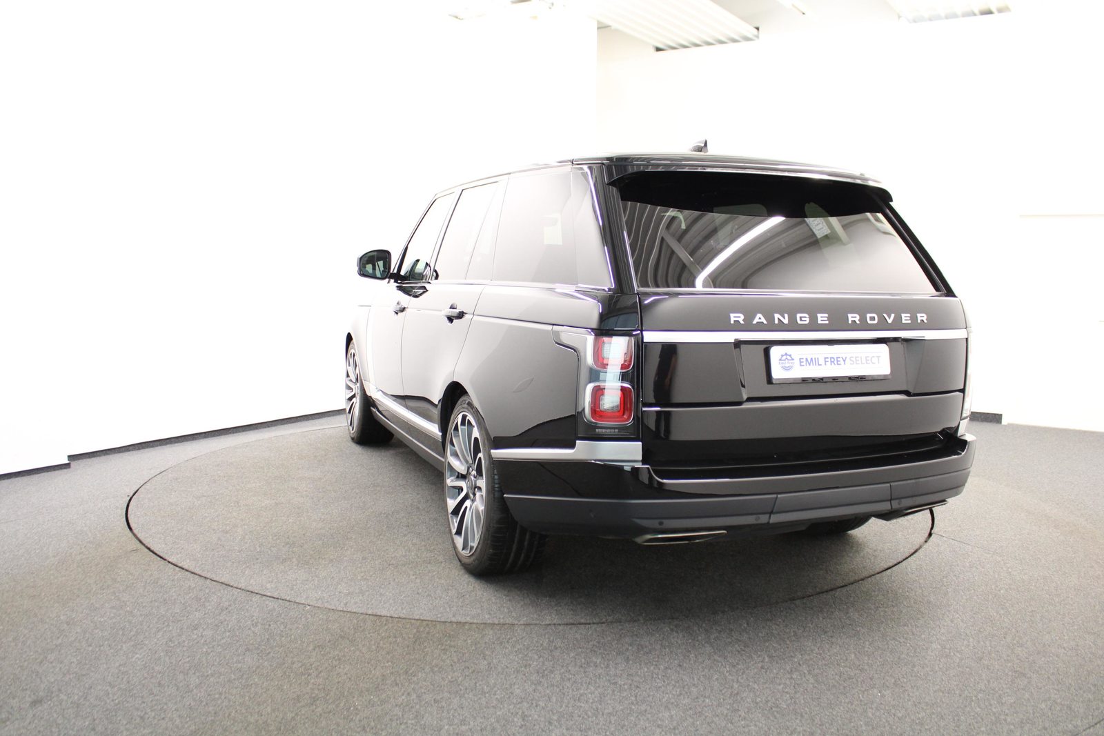 LAND ROVER Range Rover 5.0 V8 SC Vogue *LEASING 1.99%*, Petrol, Second hand / Used, Automatic - 4