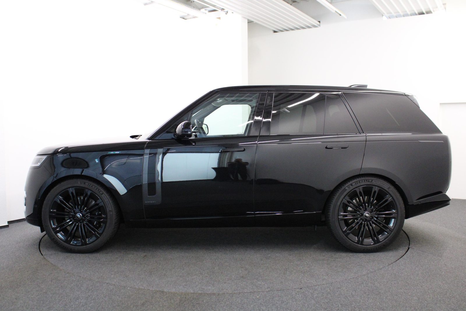LAND ROVER Range Rover 4.4 V8 Autobiography, Hybride Leggero Benzina/Elettrica, Occasioni / Usate, Automatico - 4