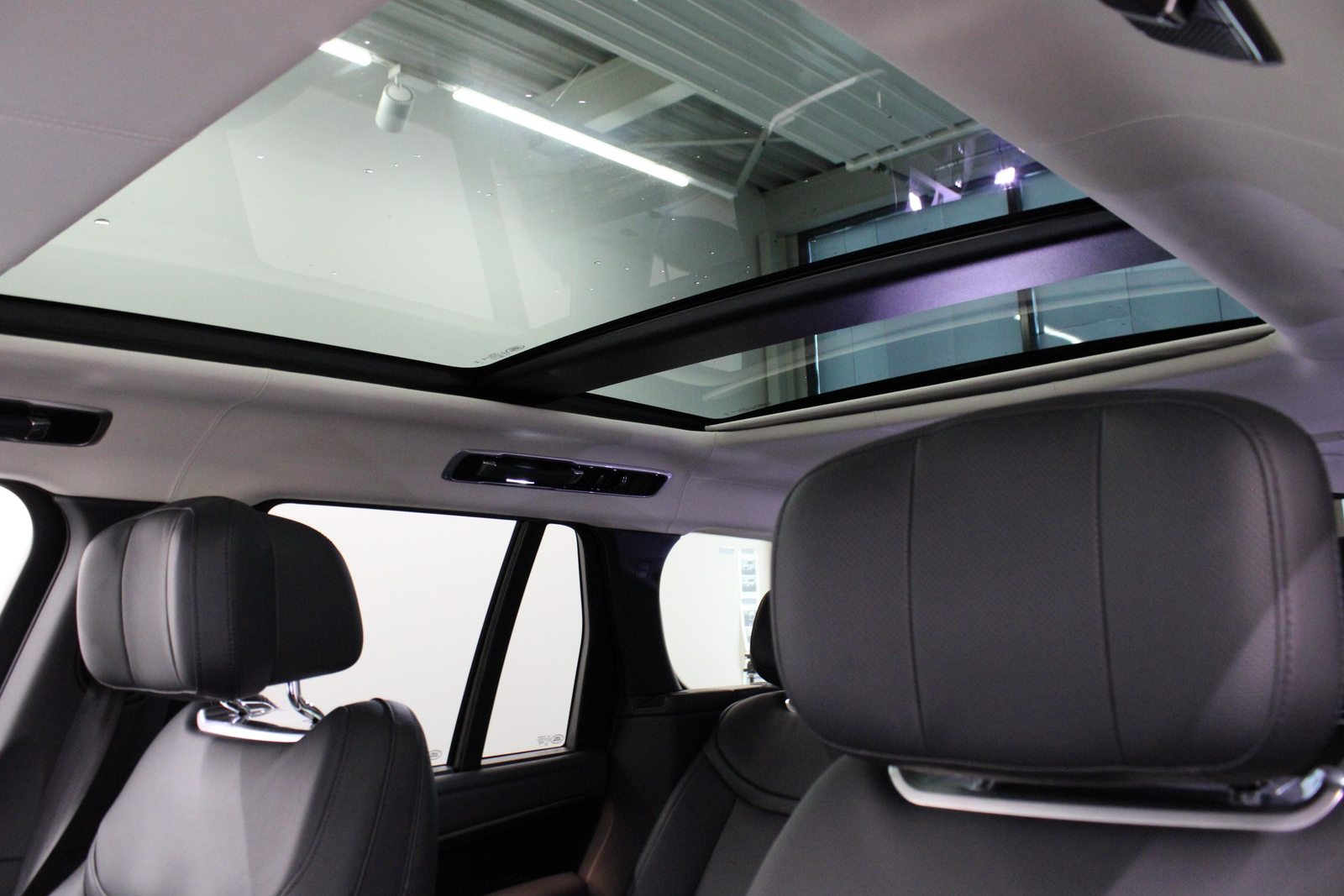 LAND ROVER Range Rover 4.4 V8 Autobiography, Hybride Leggero Benzina/Elettrica, Occasioni / Usate, Automatico - 7