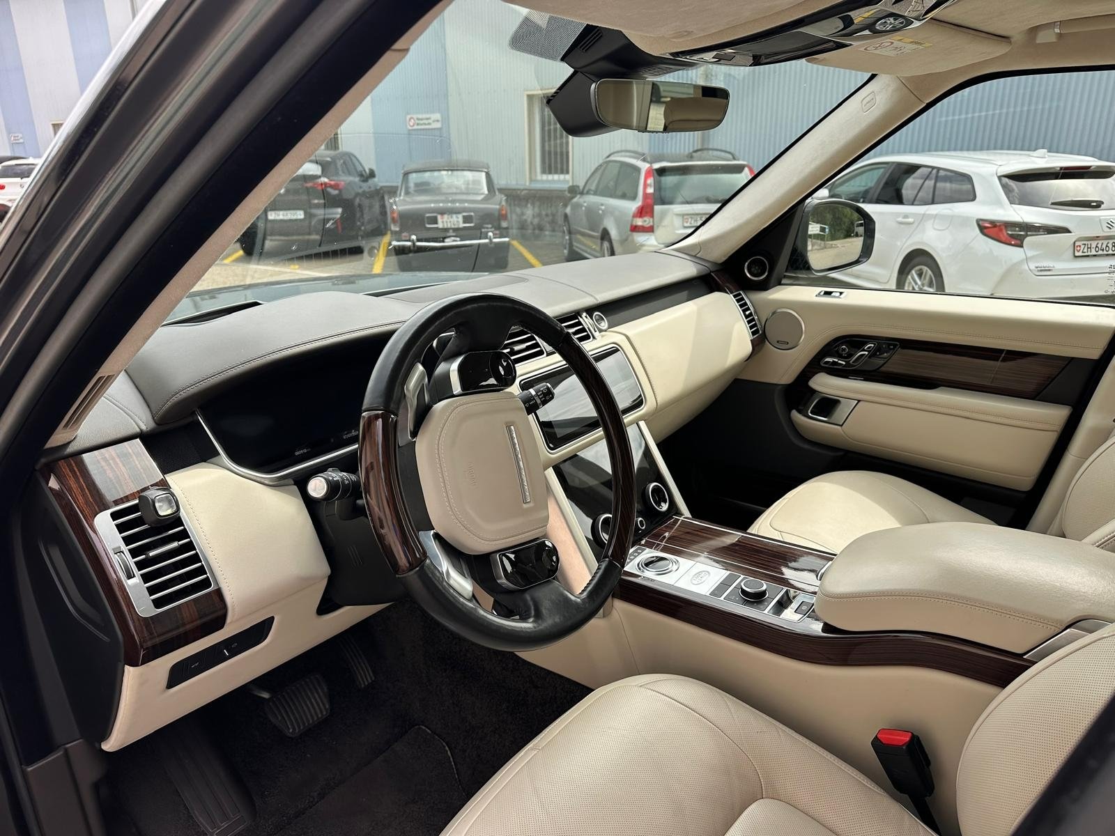LAND ROVER Range Rover 5.0 V8 SC Vogue, Benzin, Occasion / Gebraucht, Automatik - 4