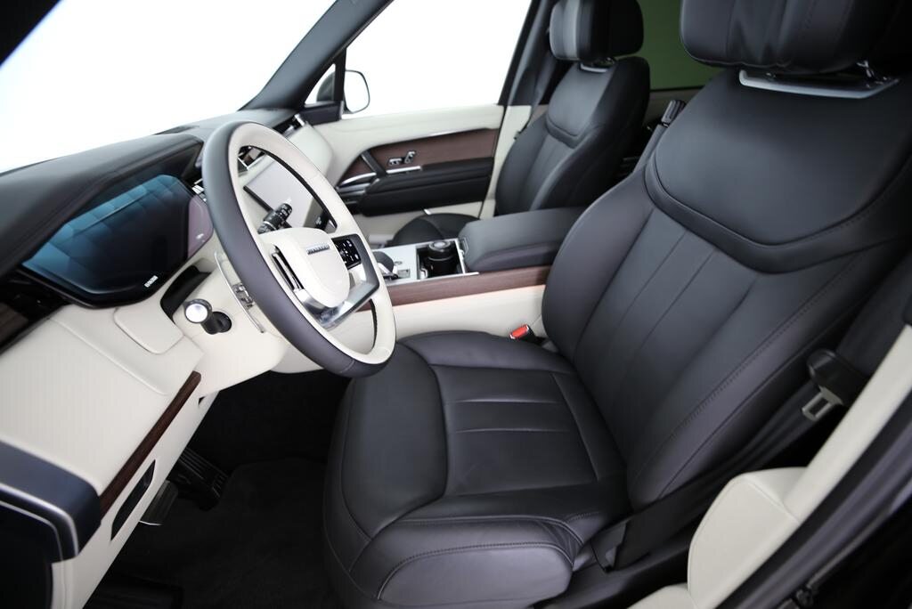 LAND ROVER Range Rover 3.0 I6 Autobiography LWB 7P., Mild-Hybrid Benzin/Elektro, Occasion / Gebraucht, Automatik - 7