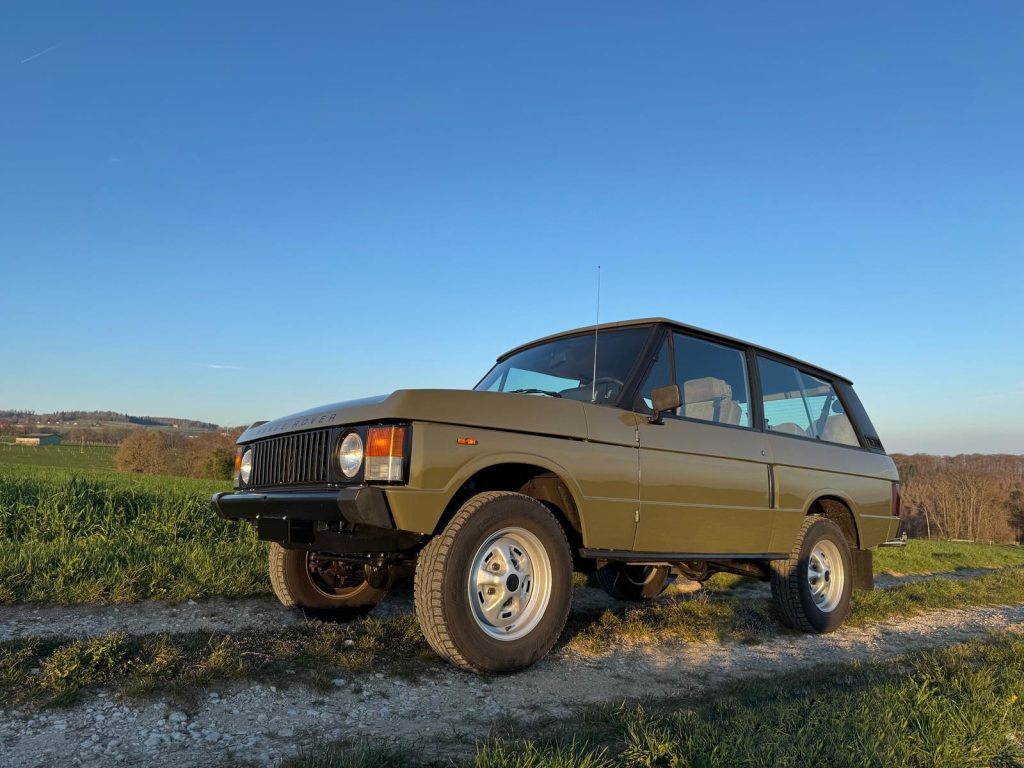 LAND ROVER RANGE ROVER Classic 3.5 V8, Essence, Voiture de collection, Manuelle - 3