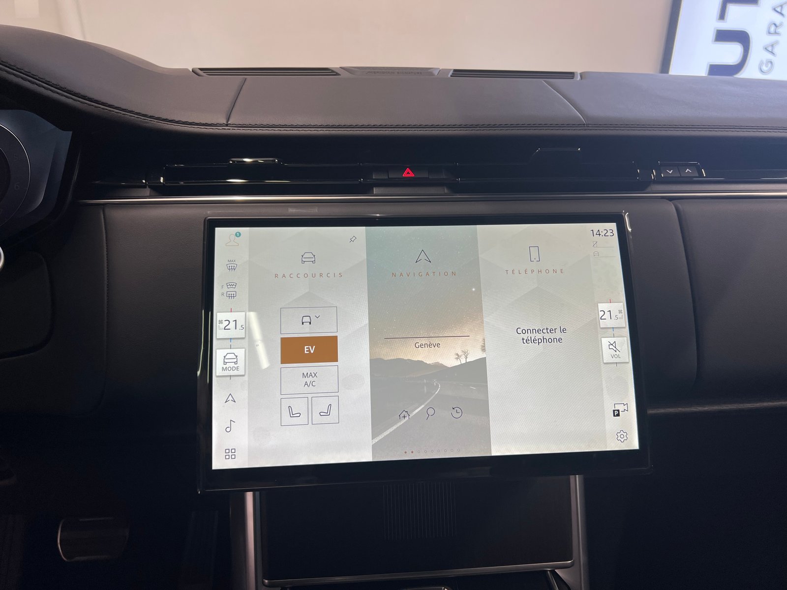 LAND ROVER Range Rover 3.0 I6 P550e Autobiography, Plug-in-Hybrid Benzina/Elettrica, Auto dimostrativa, Automatico - 5
