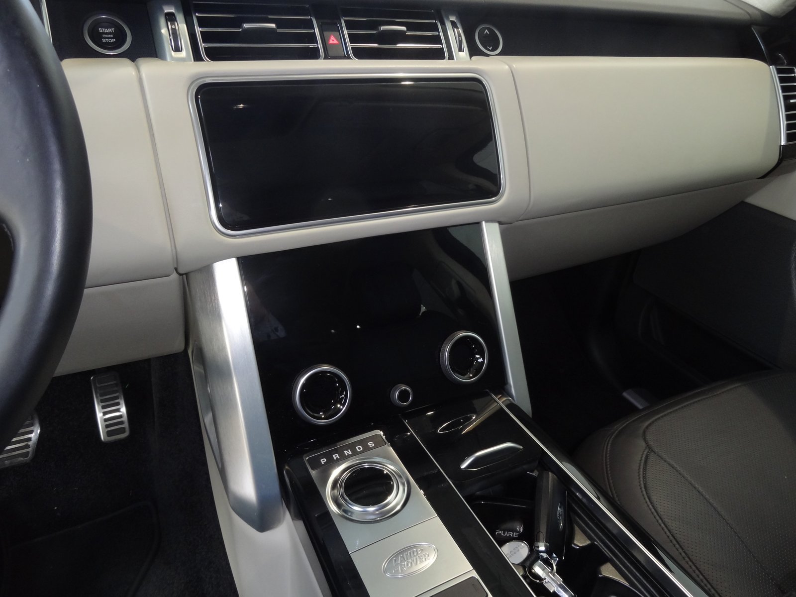 LAND ROVER Range Rover 2.0 Si4 P400e PHEV Vogue Automatic, Plug-in-Hybrid Benzin/Elektro, Occasion / Gebraucht, Automatik - 7