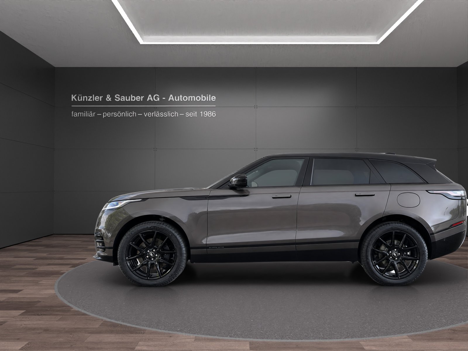 LAND ROVER Range Rover Velar P400e 2.0 I4 PHEV Belgravia Ed., Plug-in-Hybrid Benzina/Elettrica, Auto nuove, Automatico - 2