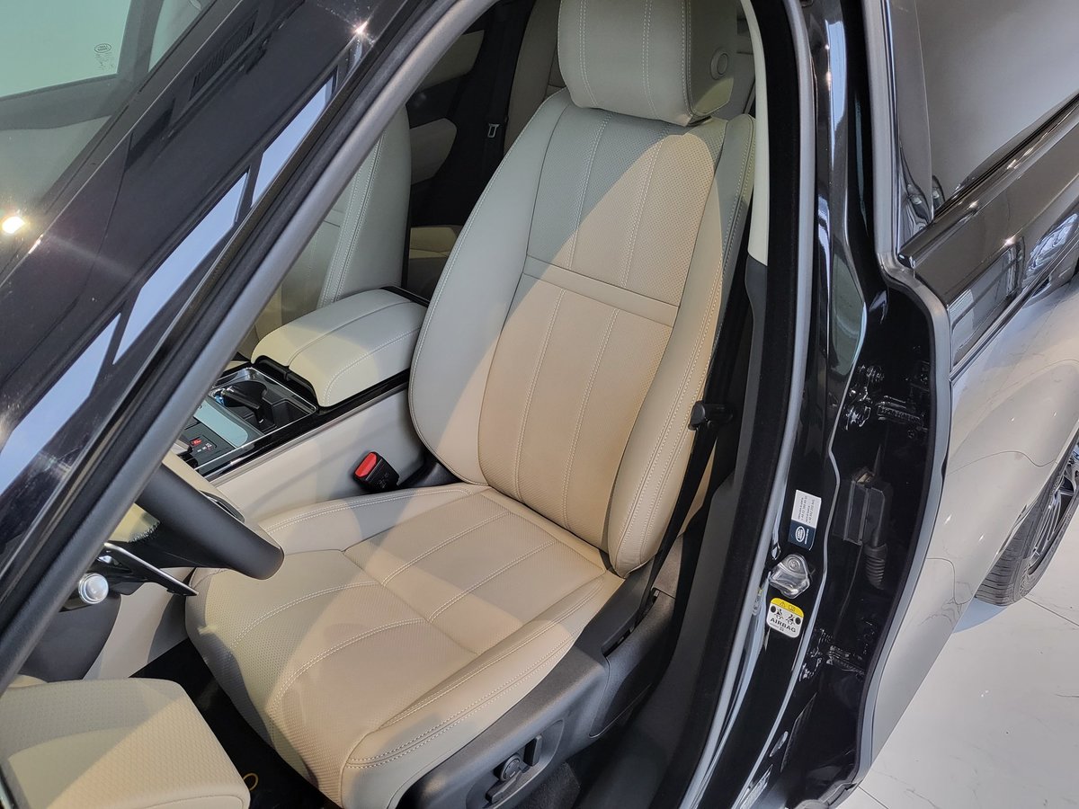 LAND ROVER Range Rover Velar P 250 SE Automatic, Benzin, Neuwagen, Automatik - 4
