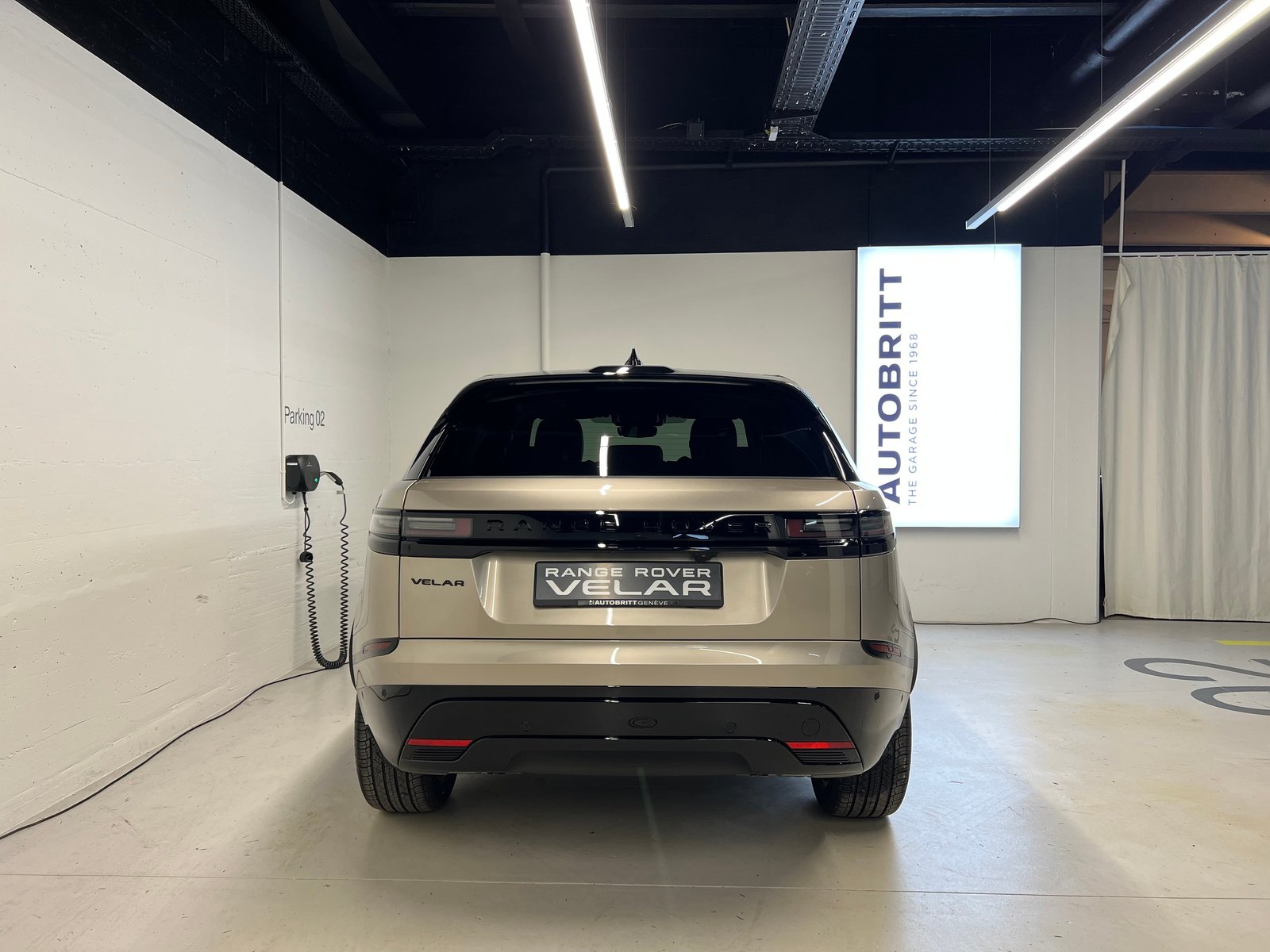 LAND ROVER Range Rover Velar 2.0 P400e Dynamic SE, Plug-in-Hybrid Benzina/Elettrica, Auto nuove, Automatico - 4