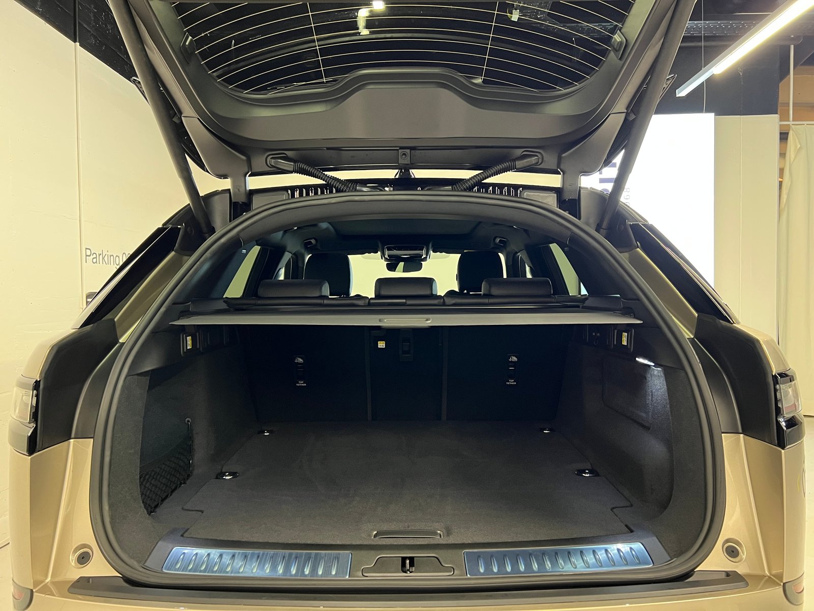 LAND ROVER Range Rover Velar 2.0 P400e Dynamic SE, Plug-in-Hybrid Benzina/Elettrica, Auto nuove, Automatico - 6
