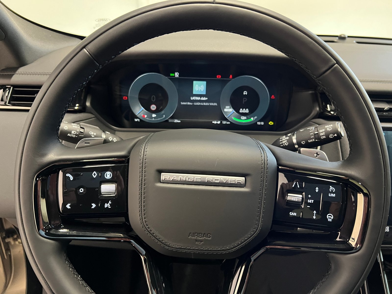 LAND ROVER Range Rover Velar 2.0 P400e Dynamic SE, Plug-in-Hybrid Benzina/Elettrica, Auto nuove, Automatico - 7