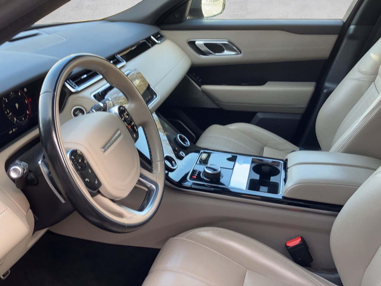 LAND ROVER Range Rover Velar D 300 HSE Automatic, Diesel, Occasion / Utilisé, Automatique - 7