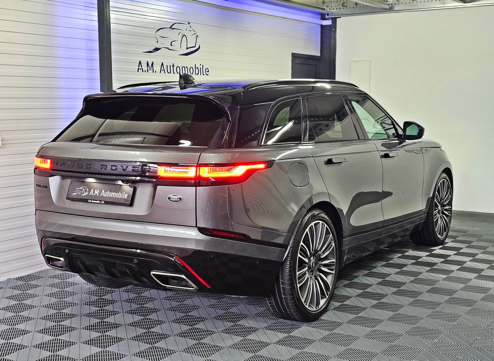 LAND ROVER R-Dynamic D 275 SE Automatic, Diesel, Occasion / Gebraucht, Automatik - 7